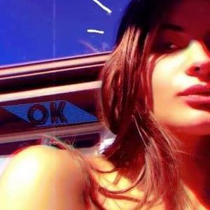 Meet your Posher, Vivian